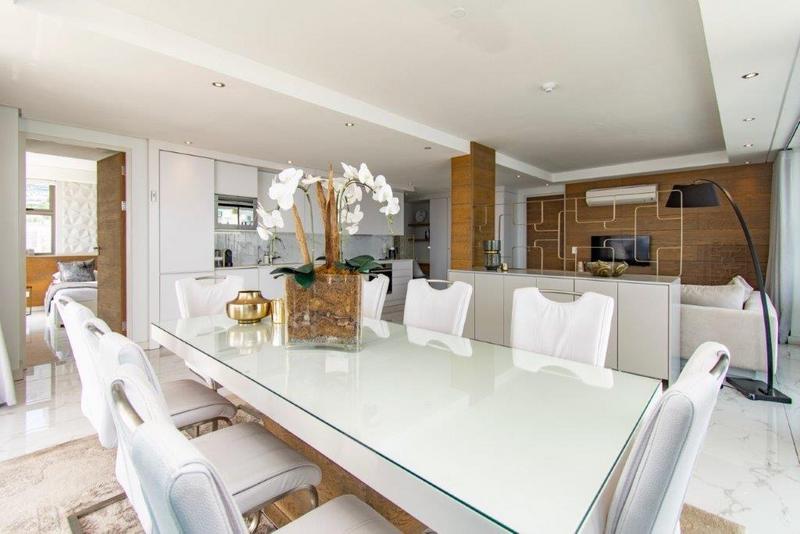 To Let 2 Bedroom Property for Rent in Sea Point Western Cape